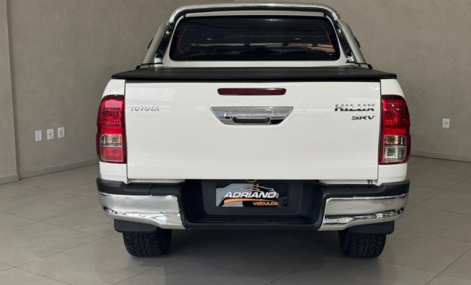 Hilux SRV 4x4 2.8 Aut. 2016 Diesel - Completíssima, Robusta e com Baixa Quilometragem!-1