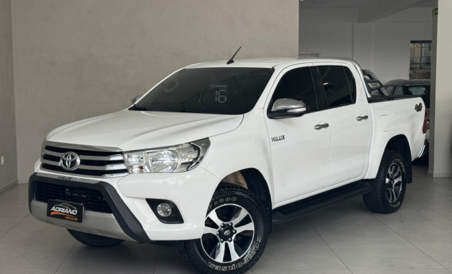 Hilux SRV 4x4 2.8 Aut. 2016 Diesel - Completíssima, Robusta e com Baixa Quilometragem!