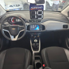 Onix Hatch LT 1.4 2019 - Econômico, Completo e com Baixa Quilometragem!-3