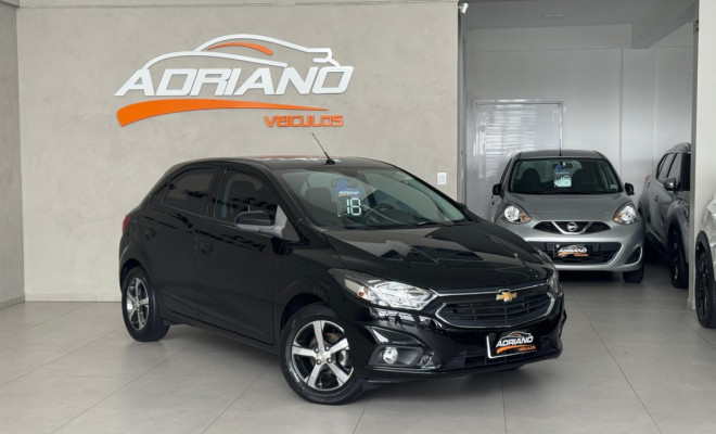 Onix Hatch LTZ 1.4 Mec. 2018 - Completo, Econômico e com Baixa Quilometragem!-13