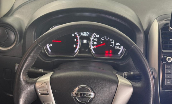 Versa SL 1.6 Aut. 2019 - Confortável, Completo e com Baixíssima Quilometragem!-7