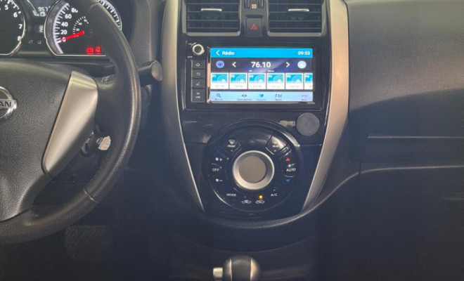 Versa SL 1.6 Aut. 2019 - Confortável, Completo e com Baixíssima Quilometragem!-8