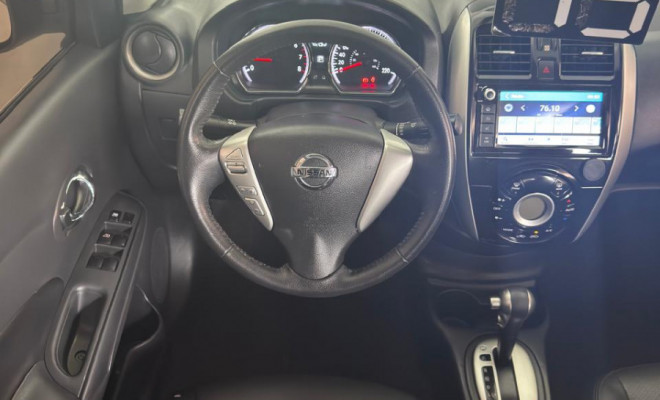 Versa SL 1.6 Aut. 2019 - Confortável, Completo e com Baixíssima Quilometragem!-9