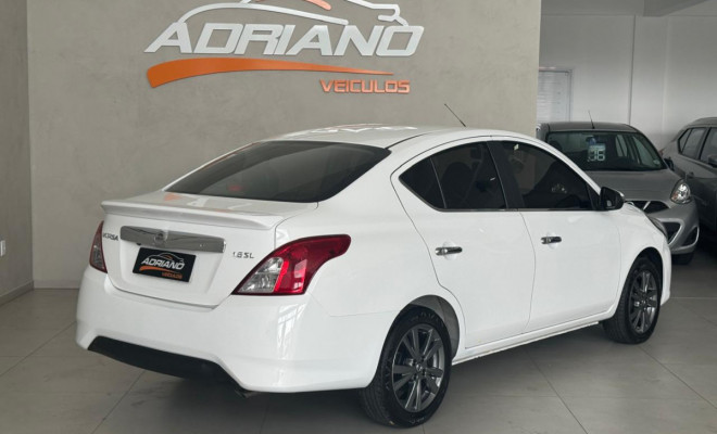 Versa SL 1.6 Aut. 2019 - Confortável, Completo e com Baixíssima Quilometragem!-2