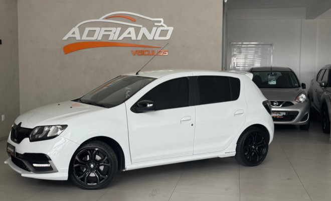 Sandero RS 2.0 2016 - Esportivo, Completo e com Estilo de Sobra!-14