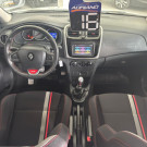Sandero RS 2.0 2016 - Esportivo, Completo e com Estilo de Sobra!-4