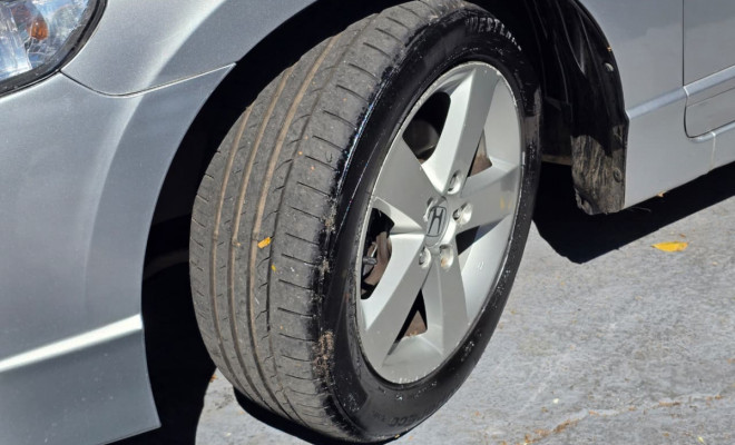 Honda Civic Sedan LXS 1.8/1.8 Flex 16V Aut. 4p 2008 Flex-6