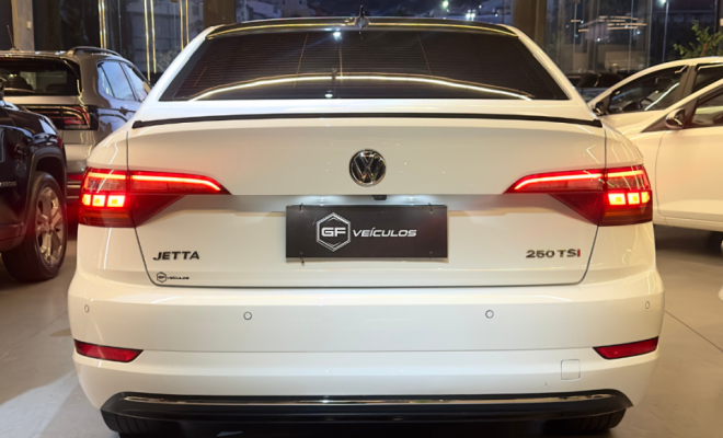VW - VolksWagen JETTA Comfort. 250 TSI 1.4 Flex 16v Aut. 2020 Flex-2