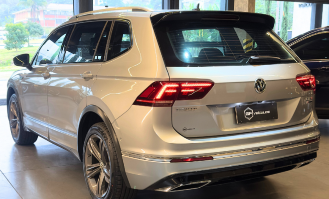 VW - VolksWagen TIGUAN Allspac R-Line 350 TSI 2.0 4x4 2020 Flex-3