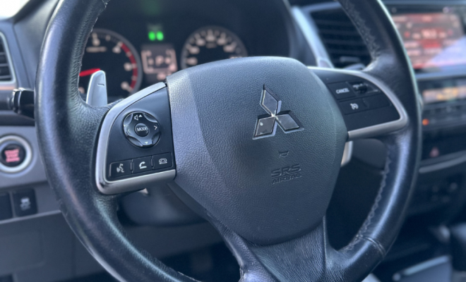 Mitsubishi L200 Triton Sport HPE 2.4 CD Diesel Aut. 2017 Diesel-5