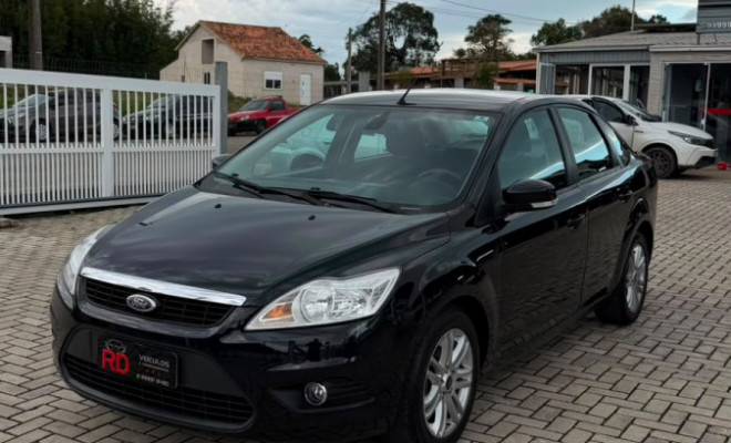Ford Focus Sedan 2.0 16V/2.0 16V Flex 4p 2013 Flex