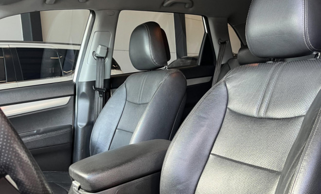 Kia Motors Sorento 2.4 16V 4x2 Aut. 2012 Gasolina-6