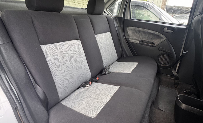Ford Fiesta Sed. 1.6 8V Flex 4p 2010 Flex-11