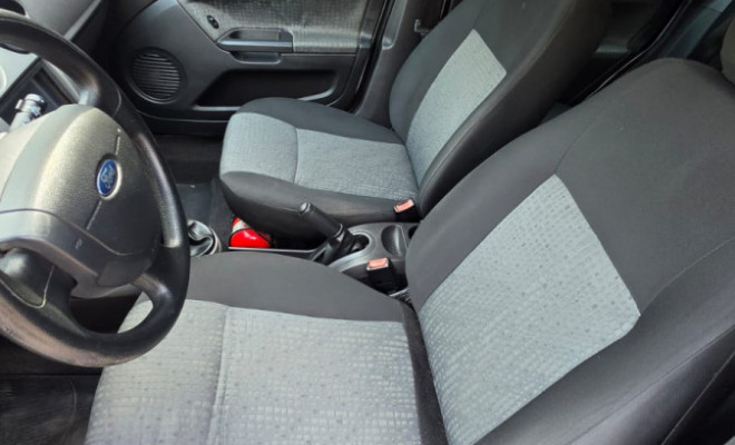 Ford Fiesta Sedan SE 1.6 16V Flex 4p 2013 Flex-6