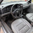 VW - VolksWagen Santana 1.8 Mi 2000 Gasolina-3