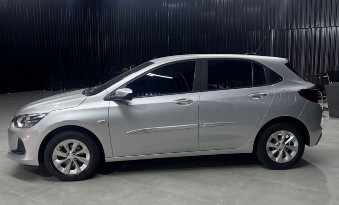 GM - Chevrolet ONIX HATCH LTZ 1.0 12V TB Flex 5p Mec. 2020 Flex-3