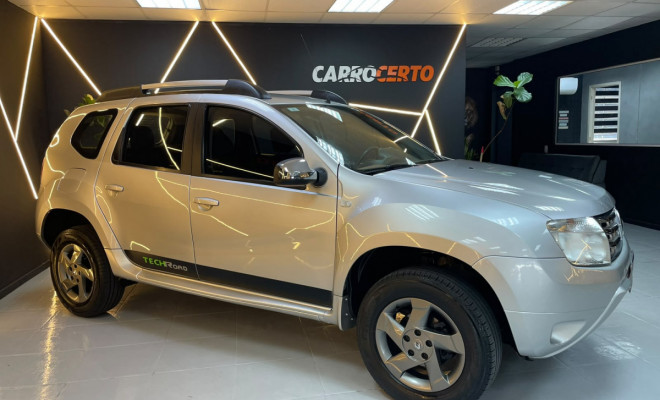 Renault DUSTER Dynamique 1.6  Mec. 2014 Flex   Manual-0