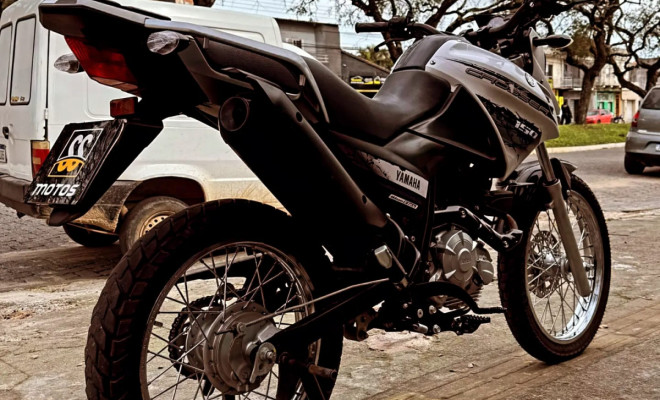 YAMAHA XTZ 150cc CROSSER ED ANO 2015 Flex-1