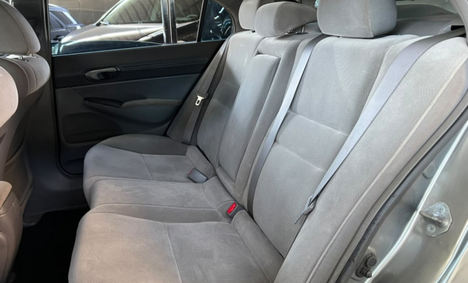 Honda Civic Sedan LXS 1.8/1.8 Flex 16V Aut. 4p 2008 Flex-8
