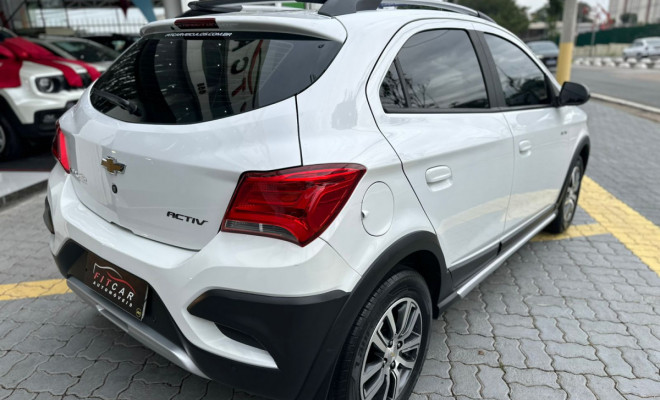 GM - Chevrolet ONIX HATCH ACTIV 1.4 8V Flex 5p Mec. 2017 Flex-3