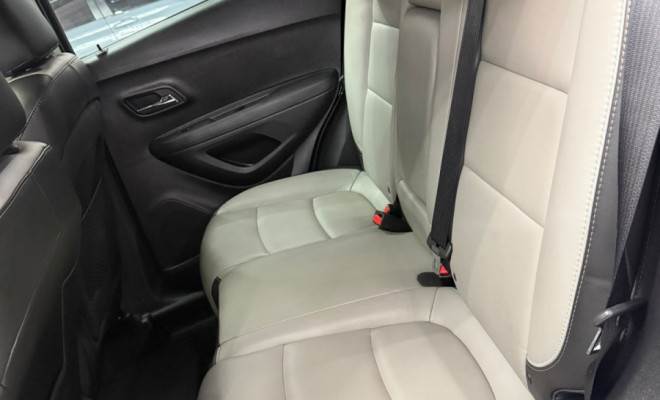 GM - Chevrolet TRACKER LTZ 1.8 16V Flex 4x2 Aut. 2015-11