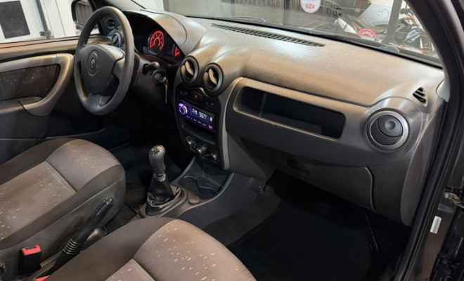 Renault LOGAN Expres./Exp. UP Hi-Flex 1.0 16V 4p 2012 Flex-11