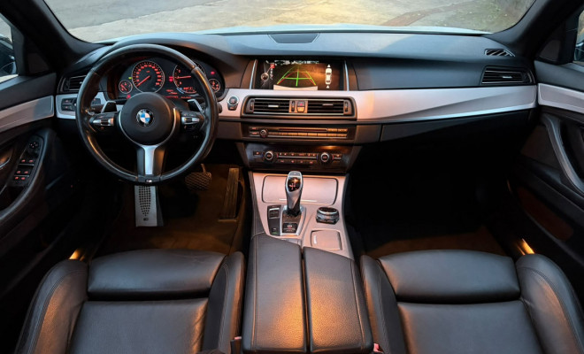 BMW 528iA M Sport 2.0 Turbo 16V 245cv 4p 2015 Gasolina-7