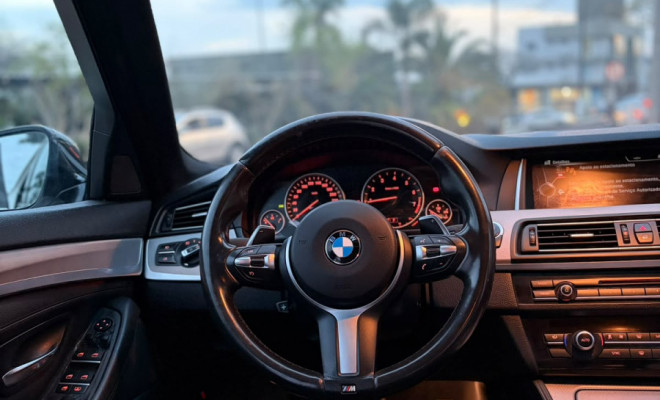 BMW 528iA M Sport 2.0 Turbo 16V 245cv 4p 2015 Gasolina-12