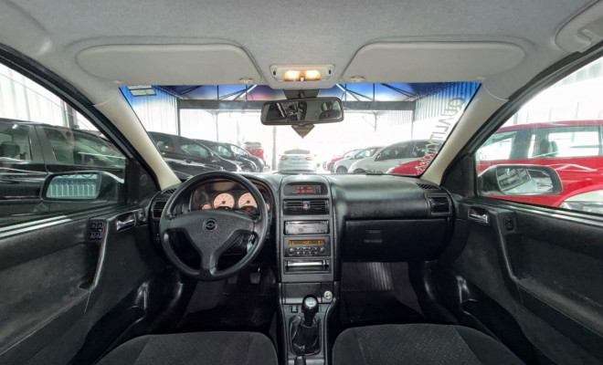 GM - Chevrolet Astra Advantage 2.0 MPFI 8V FlexPower 5p 2011 Flex-5