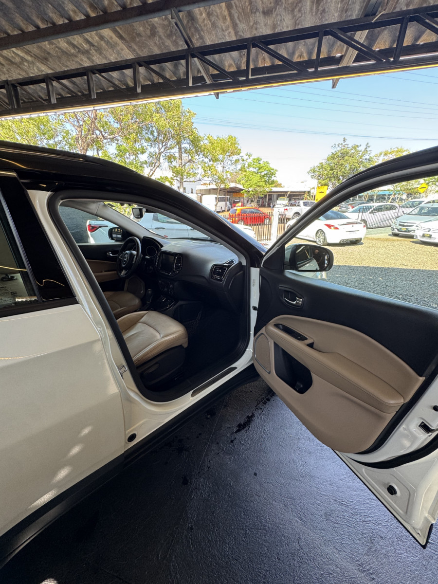 Jeep Compass Limited 2.0 4X2 Flex 16V Aut. - foto 13