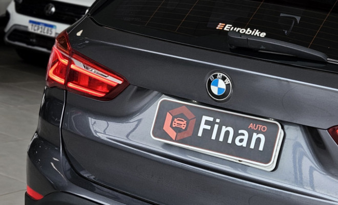 BMW X1 SDRIVE 20i 2.0/2.0 TB Acti.Flex Aut. 2016 Gasolina-16