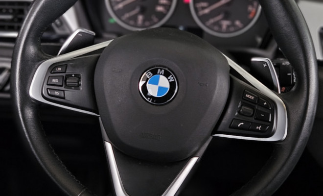 BMW X1 SDRIVE 20i 2.0/2.0 TB Acti.Flex Aut. 2016 Gasolina-10