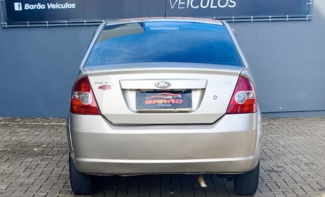 Ford Fiesta Sed. 1.6 8V Flex 4p 2009 Flex-2