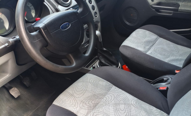 Ford Fiesta Sed. 1.6 8V Flex 4p 2009 Flex-6
