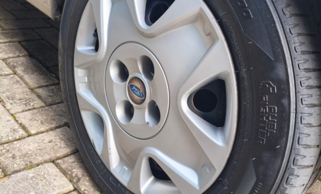 Ford Fiesta Sed. 1.6 8V Flex 4p 2009 Flex-3