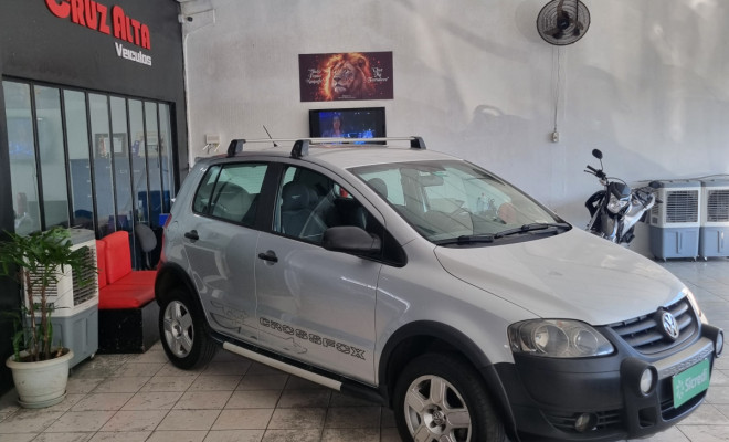 VW - VolksWagen CROSSFOX 1.6 Mi Total Flex 8V 5p 2010 Flex-2