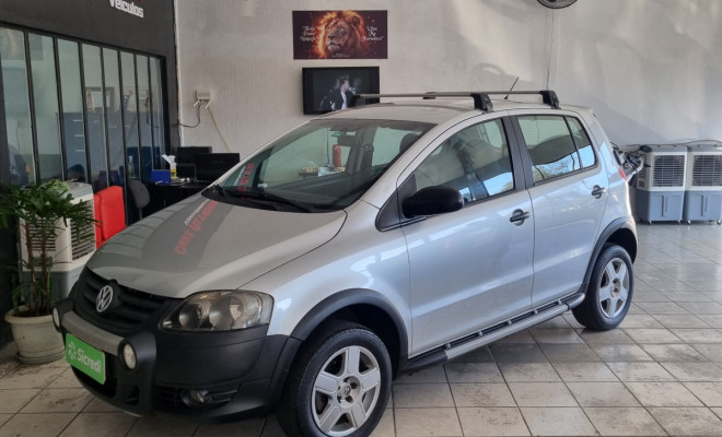 VW - VolksWagen CROSSFOX 1.6 Mi Total Flex 8V 5p 2010 Flex