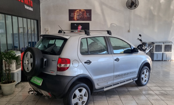 VW - VolksWagen CROSSFOX 1.6 Mi Total Flex 8V 5p 2010 Flex-1