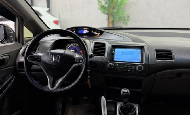 Honda Civic Sed. LXL/LXL SE 1.8 Flex 16V Mec. 2011 Flex-29
