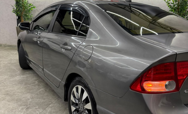 Honda Civic Sed. LXL/LXL SE 1.8 Flex 16V Mec. 2011 Flex-13