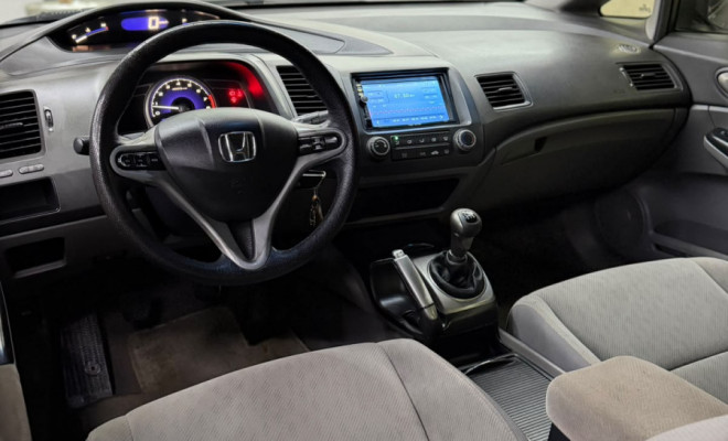 Honda Civic Sed. LXL/LXL SE 1.8 Flex 16V Mec. 2011 Flex-20