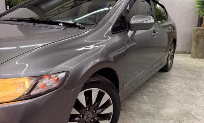 Honda Civic Sed. LXL/LXL SE 1.8 Flex 16V Mec. 2011 Flex-1