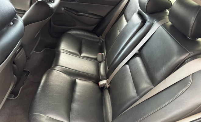 Honda Civic Sed. LXL/LXL SE 1.8 Flex 16V Mec. 2011 Flex-6