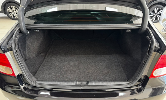 Honda Civic Sed. LXL/LXL SE 1.8 Flex 16V Mec. 2011 Flex-8
