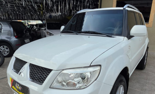 Mitsubishi Pajero TR4 2.0 Flex 16V 4X2 Aut. 2012 Flex