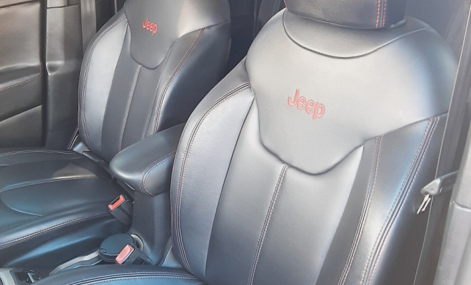 Jeep Renegade Longitude 1.8 4x2 Flex 16V Aut. 2016 Flex-8