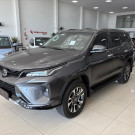 Toyota Hilux SW4 SRX Plat. 4x4 2.8 TB Die. Aut. 2025 Diesel-0