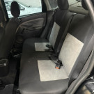 Ford Fiesta Sed. 1.6 8V Flex 4p 2009-12