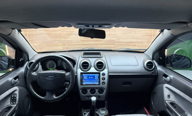 Ford Fiesta Sed. 1.6 8V Flex 4p 2009-3
