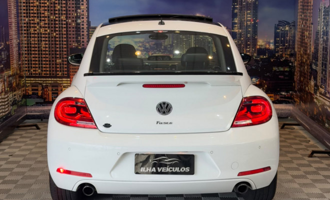 VW - VolksWagen Fusca 2.0 TSI 16V Aut. 2015 Gasolina-5